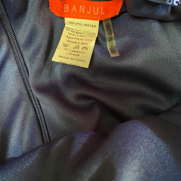 Ladies Dress - Picture 3 of 3